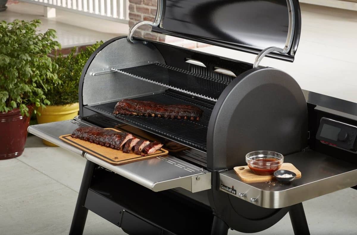 Столик для пеллетных грилей Weber SmokeFire Столик для пеллетных грилей Weber SmokeFire