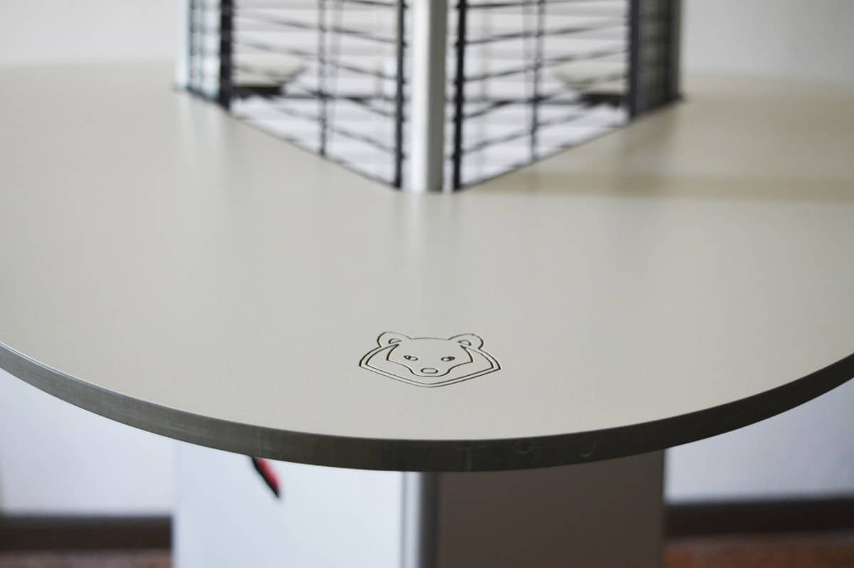 Кофейный столик для обогревателя Italkero Falo Evo в интерьере