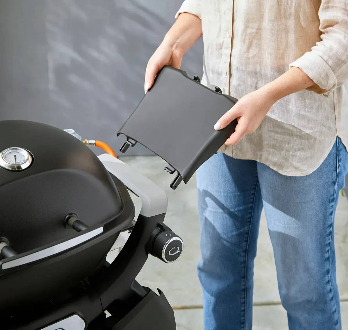 Комплект съемных боковых столиков Weber для грилей Q1XXXN Комплект съемных боковых столиков Weber для грилей Q1XXXN