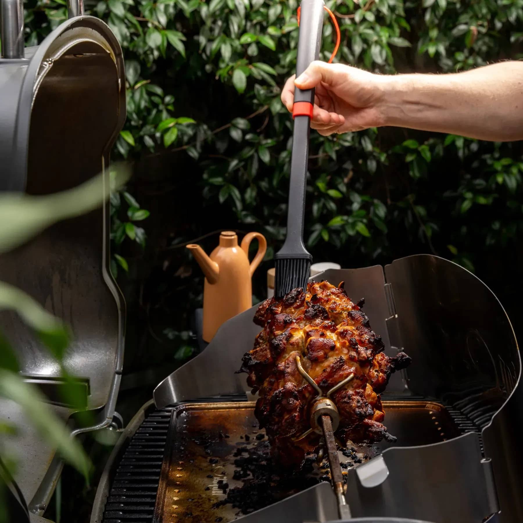 Рожон Weber для газовых грилей Q2100N/Q2200N/Q2800N+ Рожон Weber для газовых грилей Q2100N/Q2200N/Q2800N+