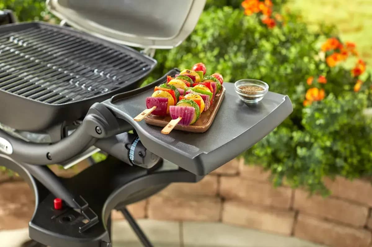 Боковые рабочие полочки Weber для грилей Q100 и Q1000 Боковые рабочие полочки Weber для грилей Q100 и Q1000