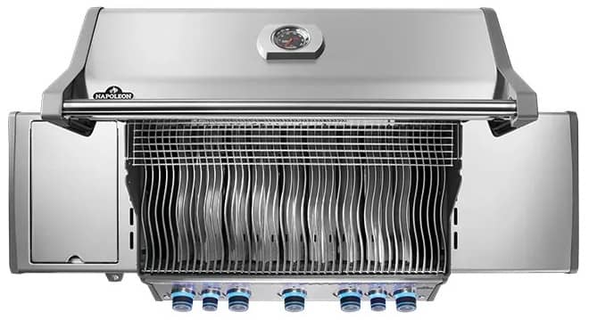 Газовый гриль Napoleon Rogue Pro-S 625, вид сверху Газовый гриль Napoleon Rogue Pro-S 625, вид сверху